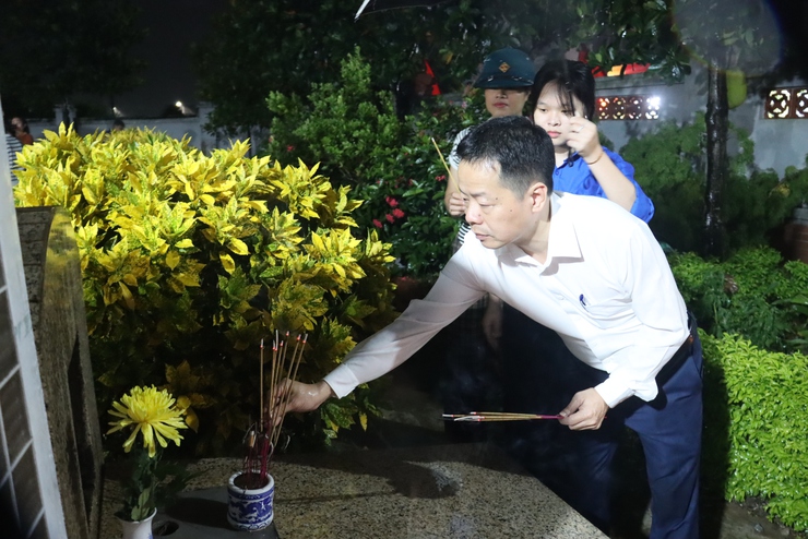 Thắp sáng ngọn lửa tri ân!- Ảnh 6.