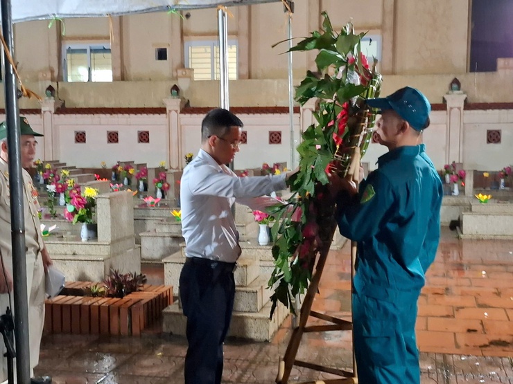 Thắp sáng ngọn lửa tri ân!- Ảnh 8.