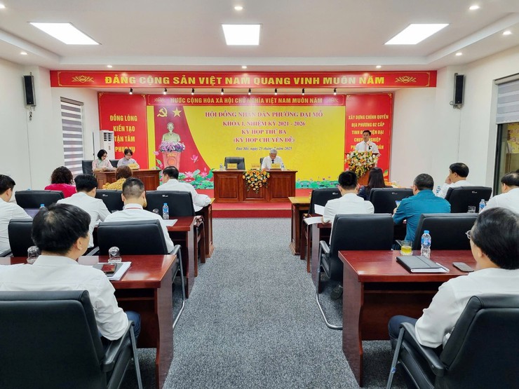 HĐND phường thông qua Nghị quyết về Kế hoạch thực hiện nhiệm vụ phát triển kinh tế - xã hội, quốc phòng – an ninh 6 tháng cuối năm 2025- Ảnh 1.