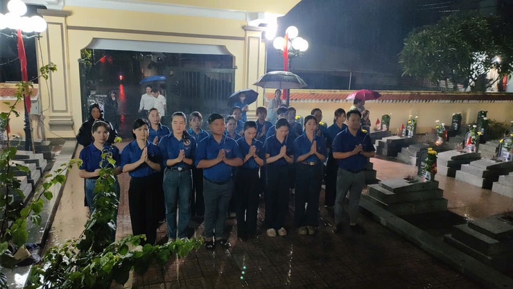 Hòa Xá tổ chức Lễ “Thắp nến tri ân các anh hùng liệt sĩ” – Sáng mãi lòng biết ơn vô hạn- Ảnh 22.