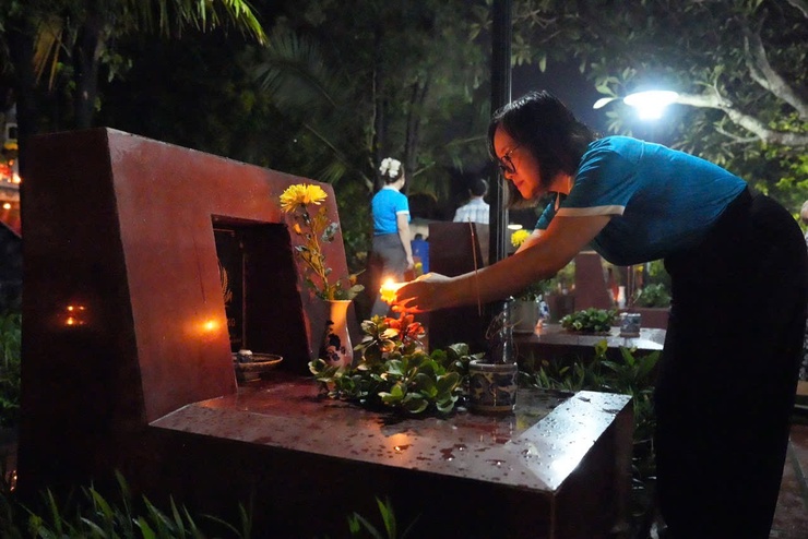 PHƯỜNG YÊN NGHĨA TỔ CHỨC LỄ DÂNG HƯƠNG TƯỞNG NIỆM CÁC ANH HÙNG LIỆT SĨ VÀ CỐ ĐẠI TƯỚNG LÊ TRỌNG TẤN- Ảnh 6.
