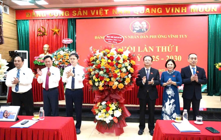 Đảng bộ UBND phường Vĩnh Tuy Tổ chức thành công Đại hội lần thứ I, nhiệm kỳ 2025 - 2030- Ảnh 3.