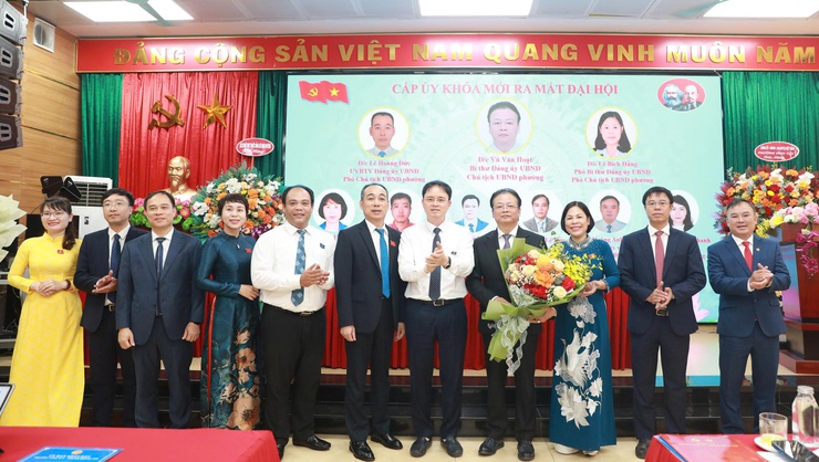 Đảng bộ UBND phường Vĩnh Tuy Tổ chức thành công Đại hội lần thứ I, nhiệm kỳ 2025 - 2030- Ảnh 5.