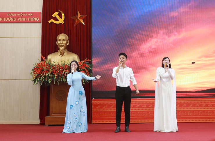 Phường Vĩnh Hưng gặp mặt, tri ân các thương binh, bệnh binh, thân nhân liệt sĩ và người có công với cách mạng trên địa bàn- Ảnh 3.