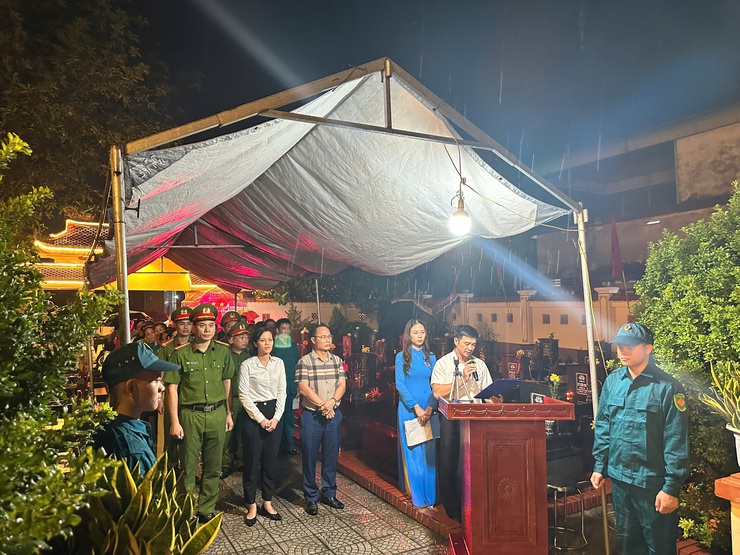 Thắp sáng ngọn lửa tri ân!- Ảnh 1.