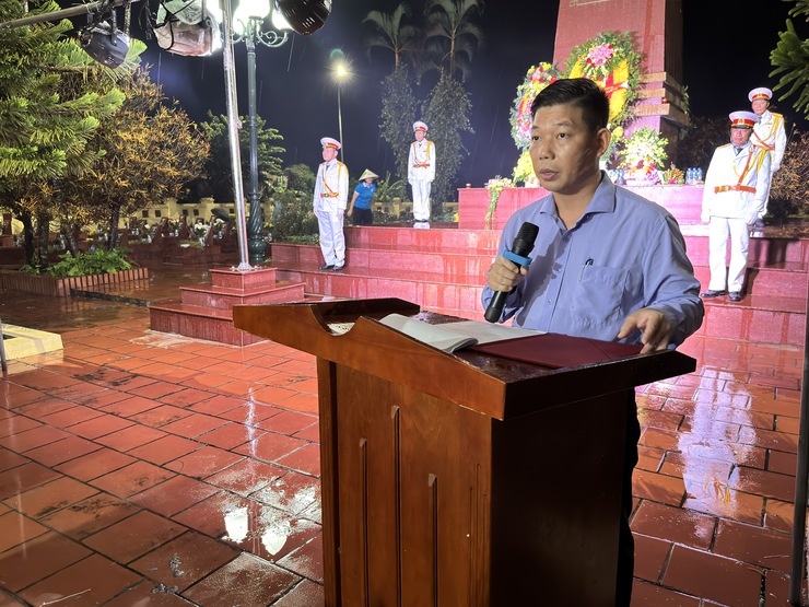 XÃ THANH OAI: THIÊNG LIÊNG LỄ DÂNG HƯƠNG VÀ THẮP NẾN TRI ÂN CÁC ANH HÙNG - LIỆT SĨ- Ảnh 10.