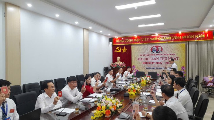 ĐẠI HỘI CÁC CHI BỘ CƠ QUAN ĐẢNG ỦY XÃ ĐA PHÚC- Ảnh 4.