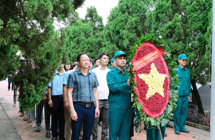 Chương Dương: Những hoạt động tri ân đầy ý nghĩa nhân kỷ niệm 78 năm Ngày Thương binh - Liệt sĩ- Ảnh 2.
