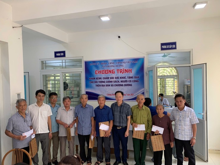 Chương Dương: Những hoạt động tri ân đầy ý nghĩa nhân kỷ niệm 78 năm Ngày Thương binh - Liệt sĩ- Ảnh 1.