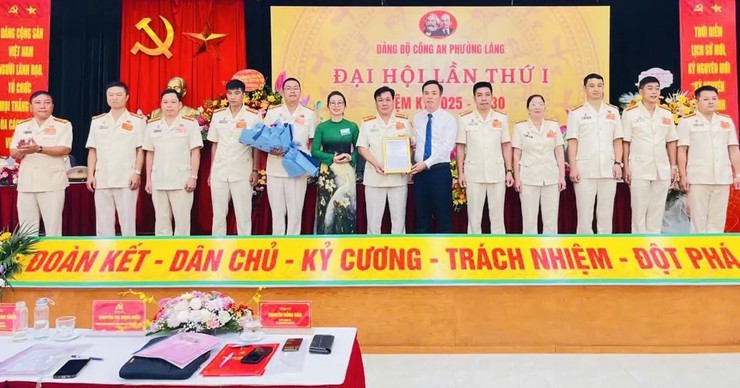 XÂY DỰNG LỰC LƯỢNG CÔNG AN PHƯỜNG LÁNG CHÍNH QUY, TINH NHUỆ, HIỆN ĐẠI - Ảnh 4.