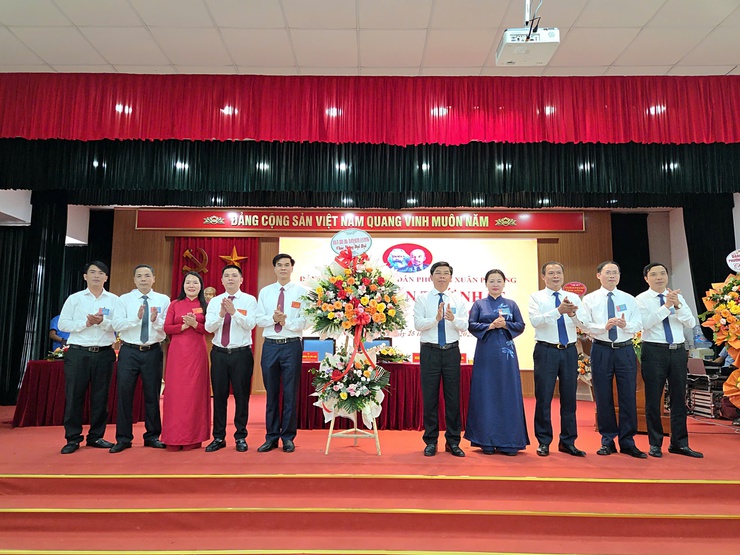 Đảng bộ UBND phường Xuân Phương Đại hội lần thứ I, nhiệm kỳ 2025 - 2030.- Ảnh 9.
