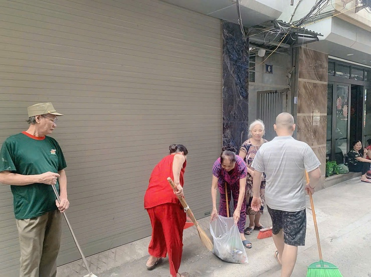 Phường Tương Mai tổ chức ra quân tổng vệ sinh môi trường trên toàn địa bàn Phường - Ảnh 12.