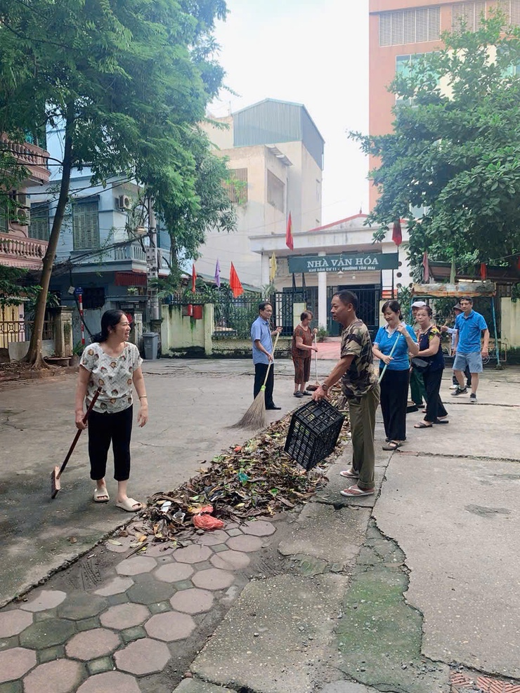 Phường Tương Mai tổ chức ra quân tổng vệ sinh môi trường trên toàn địa bàn Phường - Ảnh 18.