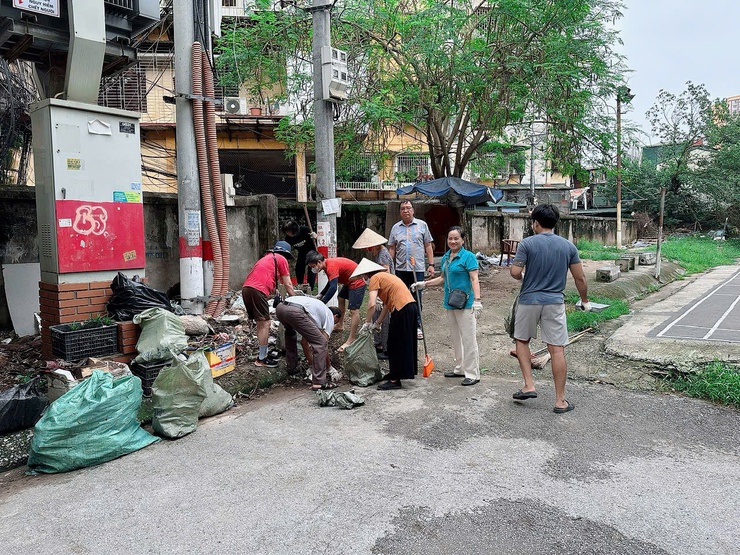 Phường Tương Mai tổ chức ra quân tổng vệ sinh môi trường trên toàn địa bàn Phường - Ảnh 19.