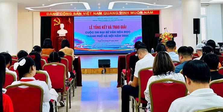 Lễ trao giải Cuộc thi Đại sứ Văn hóa đọc thành phố Hà Nội năm 2025- Ảnh 1.