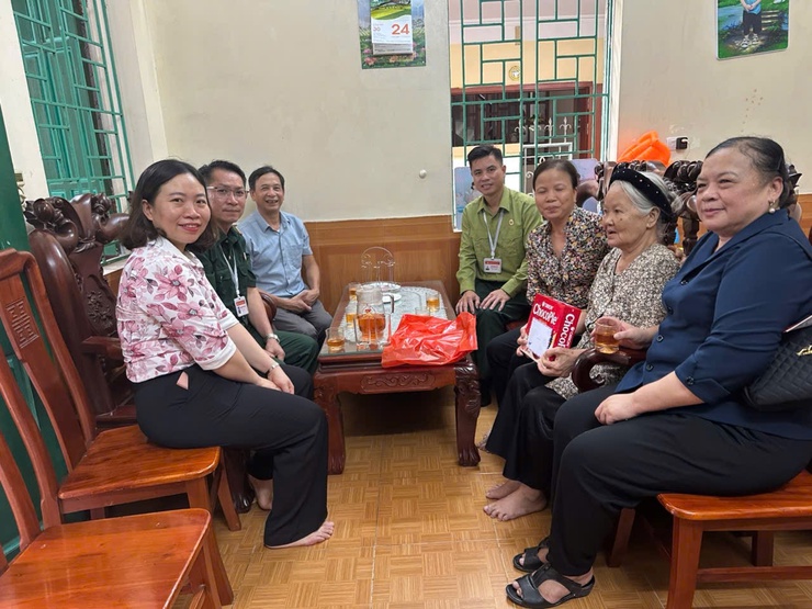 Hội Cựu chiến binh xã Vĩnh Thanh phối hợp với các nhà hảo tâm thăm, tặng quà các gia đình chính sách

- Ảnh 5.