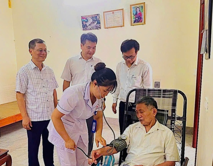 BỆNH VIỆN ĐA KHOA VÂN ĐÌNH, THIẾT THỰC CÁC HOẠT ĐỘNG KỶ NIỆM NGÀY THƯƠNG BINH, LIỆT SĨ 27/7- Ảnh 2.