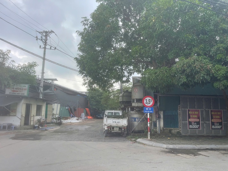 Hội LHPN Phường Bồ Đề duy trì giám sát vệ sinh môi trường trên địa bàn cụm Gia Thuỵ, Bồ Đề- Ảnh 1.