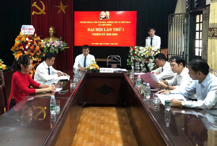 Đại hội Chi bộ Trung tâm Văn hóa - Thông tin và Thể thao xã Liên Minh lần thứ I, nhiệm kỳ 2025-2030- Ảnh 3.