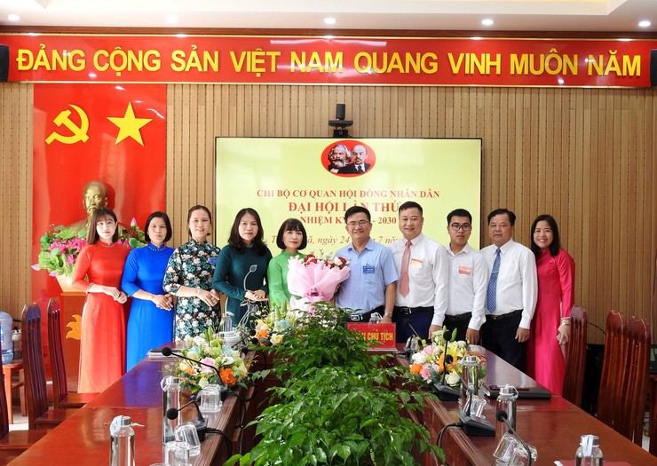 CÁC CHI BỘ TRỰC THUỘC ĐẢNG BỘ CÁC CƠ QUAN ĐẢNG XÃ TRUNG GIÃ: TỔ CHỨC ĐẠI HỘI VỚI 2 NỘI DUNG TRỌNG TÂM- Ảnh 4.