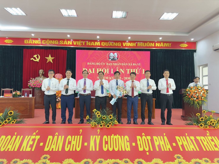 ĐẢNG BỘ ỦY BAN NHÂN DÂN XÃ BA VÌ TỔ CHỨC ĐẠI HỘI LẦN THỨ I, NHIỆM KỲ 2025–2030.- Ảnh 4.