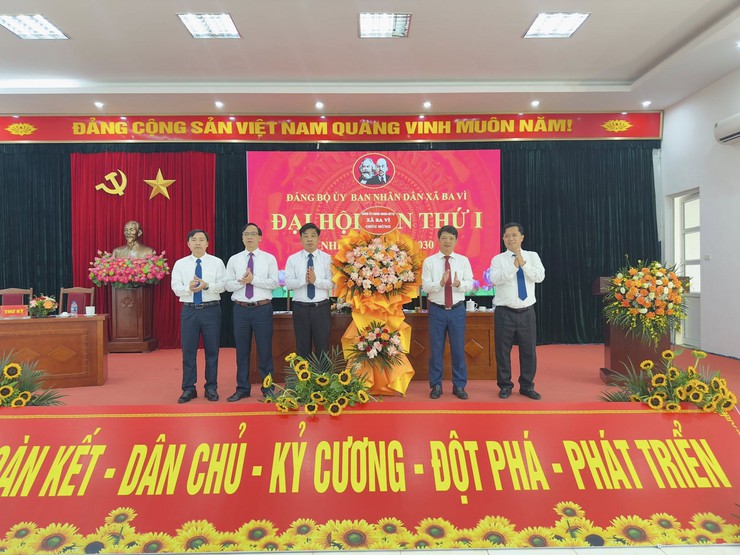 ĐẢNG BỘ ỦY BAN NHÂN DÂN XÃ BA VÌ TỔ CHỨC ĐẠI HỘI LẦN THỨ I, NHIỆM KỲ 2025–2030.- Ảnh 5.