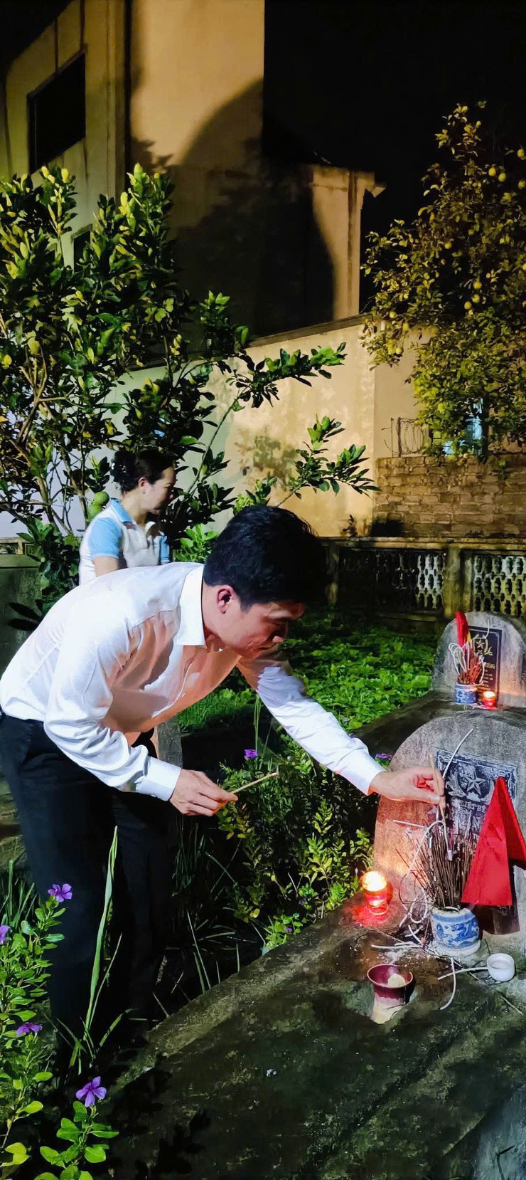 Xã Hương Sơn; thắp nến tri ân tưởng nhớ các Anh hùng liệt sĩ- Ảnh 7.
