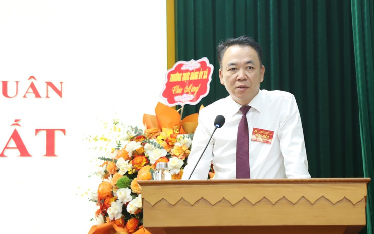 ĐẠI HỘI ĐẢNG BỘ CÁC CƠ QUAN UBND XÃ YÊN XUÂN, NHIỆM KỲ 2025–2030- Ảnh 4.