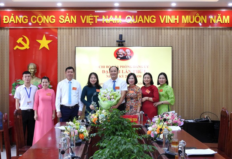 CÁC CHI BỘ TRỰC THUỘC ĐẢNG BỘ CÁC CƠ QUAN ĐẢNG XÃ TRUNG GIÃ: TỔ CHỨC ĐẠI HỘI VỚI 2 NỘI DUNG TRỌNG TÂM- Ảnh 6.