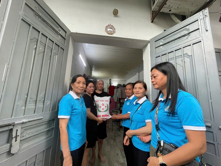 Hội phụ nữ phường Bồ Đề với truyền thống "Uống nước nhớ nguồn- Ảnh 4.