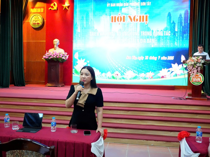 Phường Sơn Tây triển khai ứng dụng trong công tác chuyển đổi số phục vụ nhân dân- Ảnh 3.