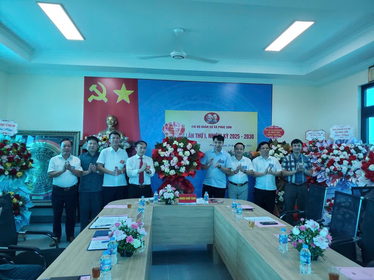 Tổ chức thành công Đại hội Chi bộ Quân sự xã Phúc Sơn lần thứ Nhất, nhiệm kỳ 2025 – 2030- Ảnh 2.