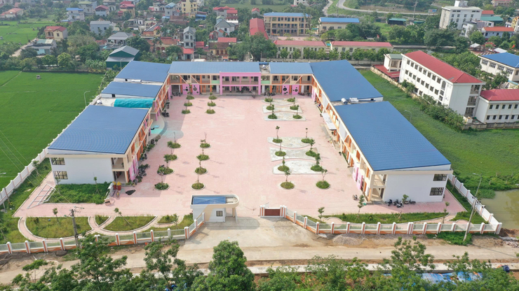 Lễ gắn biển công trình Trường mầm non Xuân Dương - Công trình chào mừng Đại hội Đảng bộ xã Dân Hòa lần thứ I, nhiệm kỳ 2025-2030- Ảnh 3.