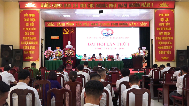 ĐẠI HỘI ĐẢNG BỘ CƠ QUAN UBND XÃ DÂN HÒA LẦN THỨ NHẤT, NHIỆM KỲ 2025–2030: ĐOÀN KẾT – ĐỔI MỚI – PHÁT TRIỂN BỀN VỮNG- Ảnh 13.