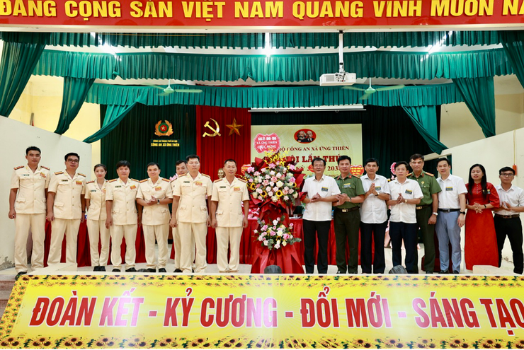 Đại hội Đảng bộ Công an xã Ứng Thiên lần thứ I, nhiệm kỳ 2025-2030- Ảnh 1.