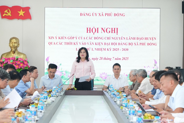Đảng ủy xã Phù Đổng tổ chức Hội nghị xin ý kiến góp ý của các đồng chí nguyên lãnh đạo Huyện qua các thời kỳ vào Văn kiện Đại hội đại biểu Đảng bộ xã lần thứ I, nhiệm kỳ 2025 - 2030. - Ảnh 5.