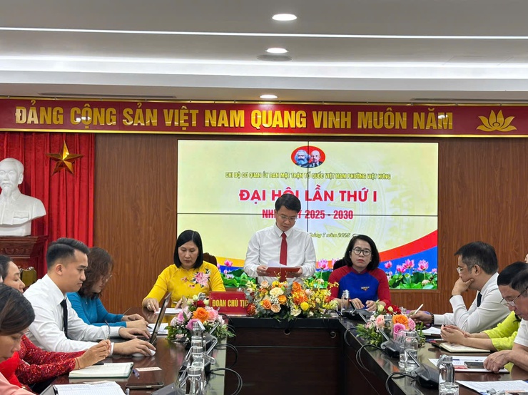 Đại hội Chi bộ Cơ quan Uỷ ban MTTQ Việt Nam phường Việt Hưng lần thứ I, nhiệm kỳ 2025 – 2030- Ảnh 3.
