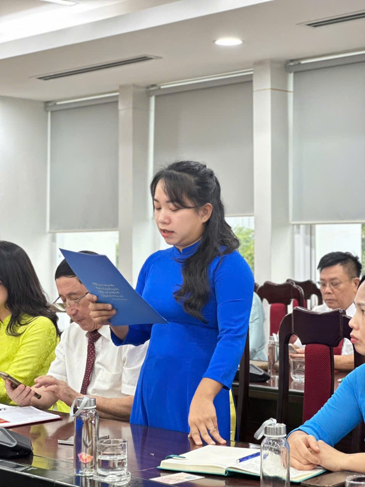 Đại hội Chi bộ Cơ quan Uỷ ban MTTQ Việt Nam phường Việt Hưng lần thứ I, nhiệm kỳ 2025 – 2030- Ảnh 8.
