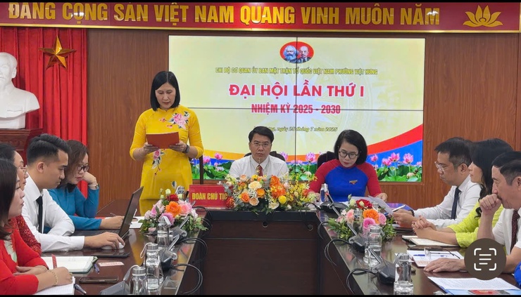 Đại hội Chi bộ Cơ quan Uỷ ban MTTQ Việt Nam phường Việt Hưng lần thứ I, nhiệm kỳ 2025 – 2030- Ảnh 1.