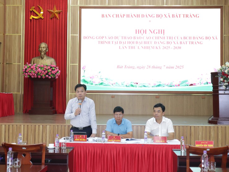Bát Tràng quyết tâm đoàn kết, thống nhất, đẩy mạnh chuyển đổi số, xây dựng xã phát triển toàn diện, bền vững- Ảnh 6.