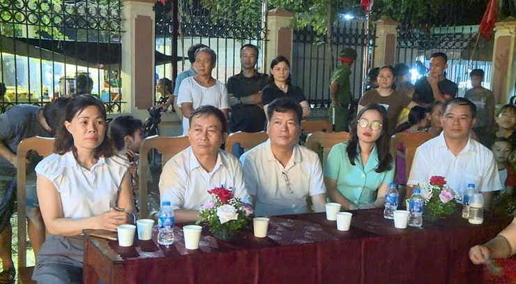 Chương trình nghệ thuật đặc sắc, tri ân sâu sắc nhân Ngày Thương binh - Liệt sĩ tại thôn Bướm, xã Phúc Thọ- Ảnh 2.