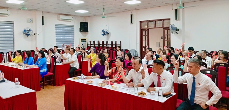 ĐẠI HỘI ĐẠI BIỂU ĐẢNG BỘ DOANH NGHIỆP PHƯỜNG VĨNH TUY LẦN THỨ I, NHIỆM KỲ 2025- 2030 THÀNH CÔNG TỐT ĐẸP- Ảnh 2.