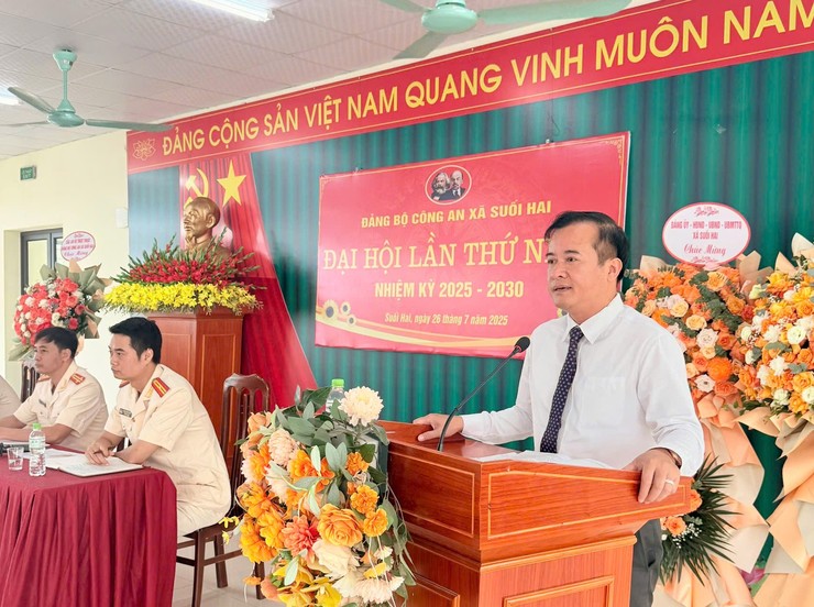 Đại hội Đảng bộ công an xã Suối Hai nhiệm kỳ 2025 -2030: Phát huy vai trò nòng cốt trong bảo đảm an ninh trật tự- Ảnh 2.