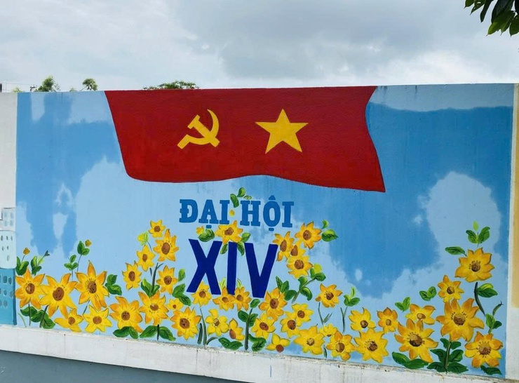 Tranh tường bích hoạ của thanh niên xã Thanh Trì: Điểm tô cảnh quan làng quê, khơi dậy lòng tự hào, tinh thần yêu nước trong mỗi người dân.- Ảnh 7.