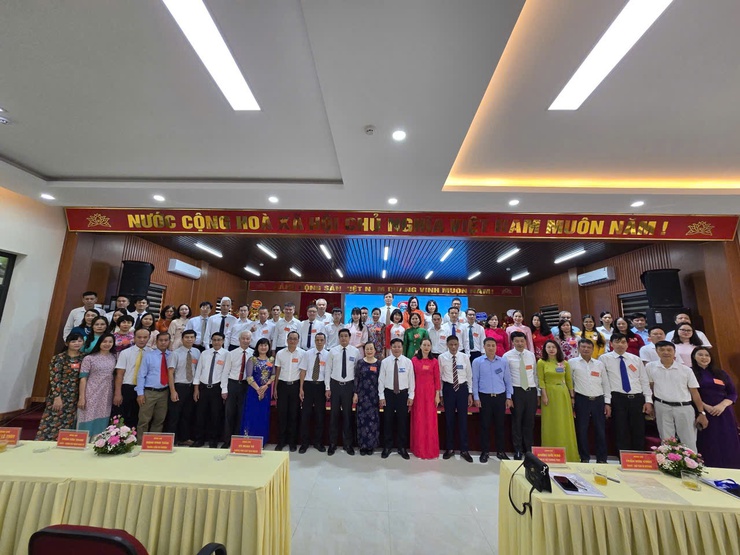 Đại hội đại biểu đảng bộ doanh nghiệp Phường Định Công lần thứ I, nhiệm kỳ 2025- 2030 thành công tốt đẹp - Ảnh 3.