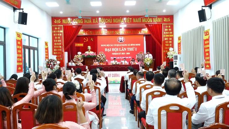 Đảng bộ các cơ quan Đảng xã Bình Minh tổ chức Đại hội lần thứ Nhất, nhiệm kỳ 2025 – 2030: Đoàn kết- Dân chủ- Kỷ cương-Đổi mới- Phát triển.- Ảnh 4.