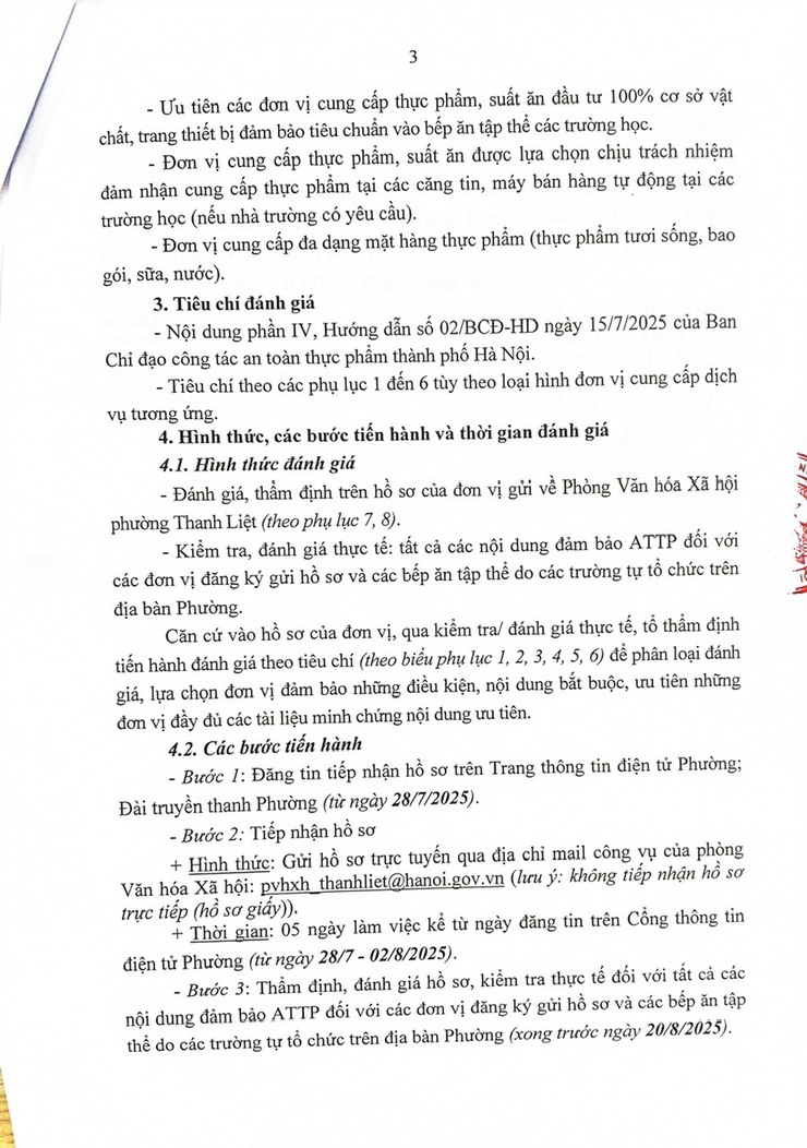 UBND phường Thanh Liệt đánh giá, lựa chọn đơn vị cung cấp thực phẩm cho các bếp ăn tập thể trường học công lập năm học 2025-2026 trên địa bàn phường Thanh Liệt
- Ảnh 3.