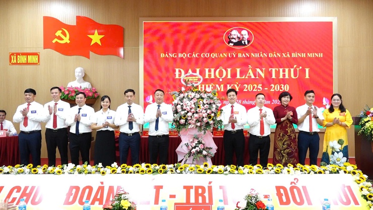 Đại hội Đảng bộ UBND xã Bình Minh lần thứ I, nhiệm kỳ 2025–2030: Dân chủ- đoàn kết- trí tuệ- đổi mới- Ảnh 3.