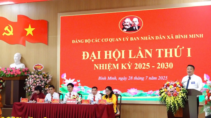 Đại hội Đảng bộ UBND xã Bình Minh lần thứ I, nhiệm kỳ 2025–2030: Dân chủ- đoàn kết- trí tuệ- đổi mới- Ảnh 4.