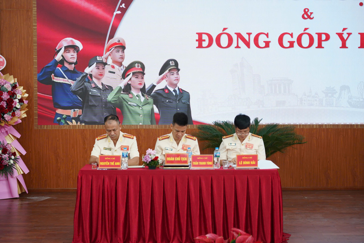 ĐẠI HỘI ĐẢNG BỘ CÔNG AN XÃ YÊN LÃNG LẦN THỨ NHẤT, NHIỆM KỲ 2025 – 2030- Ảnh 2.